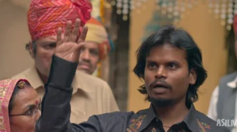 Haqiqiy hind romani / Bitta kelin, ikkita to'y Hind kino 2013 Uzbek tilida O'zbekcha tarjima kino Full HD tas-ix skachat skrinshot 2