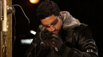 Katta O'yin / O'yinchilar Hind kino Uzbek tilida 2012 HD O'zbek tarjima skrinshot 3