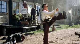 Shanxaylik shovvoz / Shangxaylik shovoz Jeki Chan kinosi Uzbek tilida 2000 HD O'zbek tarjima tas-ix skachat skrinshot 3