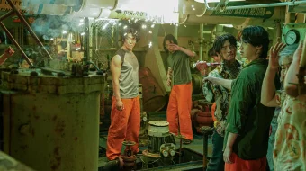 Pusanga ketayotgan kema / Bo'ri ovi loyihasi Janubiy Koreya filmi Uzbek tilida 2023 O'zbekcha tarjima kino HD skrinshot 3