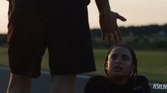 Shamoldan tez / Tezkor / Shiddatli tezroq poyga 2025 Uzbek tilida O'zbekcha tarjima kino Full HD tas-ix skachat skrinshot 1