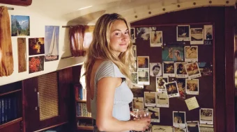 Dovul iskanjasida / Adrift Uzbek tilida 2018 O'zbekcha tarjima film Full HD skachat skrinshot 2