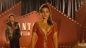 Onasi voz kechgan qiz Hind kino 2011 Uzbek tilida O'zbekcha tarjima kino Nopok sur'at / Iflos rasm / Rasvo kartina Full HD tas-ix skachat skrinshot 1