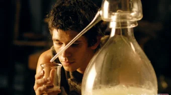 Atirchi: Bir qotilning hikoyasi / Parfyumerachi / Parfumeryachi 2006 Uzbek tilida O'zbekcha tarjima kino Full HD tas-ix skachat skrinshot 2