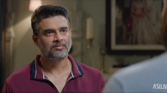 Meni sev 2 / Londondagi sevgi 2 Hind kino 2025 Uzbek tilida O'zbekcha tarjima kino Eski va Yangi Xotinim 2 Full HD tas-ix skachat skrinshot 4