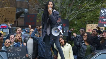 Qiyomat Kechasi 4: Muqaddima ujas film Uzbek tilida 2018 O'zbekcha tarjima film Full HD skachat skrinshot 1