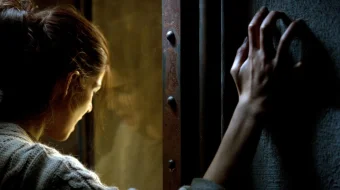 Bunker Uzbek tilida 2011 O'zbekcha tarjima kino HD skrinshot 2