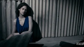 Qora jodu 3 / Sir 3 / Raaz 3: Uchinchi o'lchov Hind kino 2012 Uzbek tilida O'zbekcha tarjima kino Full HD tas-ix skachat skrinshot 2