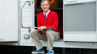 Qo'shnilarning ajoyib kuni Uzbek tilida 2019 O'zbekcha tarjima film Full HD skachat skrinshot 1