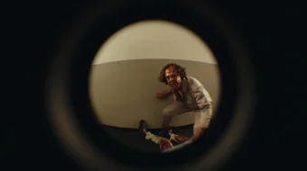 Yolg'iz uy Z ujas kino Uzbek tilida 2020 O'zbekcha tarjima film Full HD skachat skrinshot 2