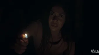 Halokatli o'yin / Qopqon / Tuzoq / Boshpana / Xavfsiz uy Uzbek tilida O'zbekcha 2023 yangi tarjima kino Full HD tas-ix skachat skrinshot 4