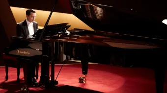 Xatarli Ijro / Grand Pianino Uzbek tilida 2012 O'zbekcha tarjima kino HD skrinshot 4