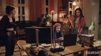 Maxsus dars / Shaxsiy dars 2022 Uzbek tilida O'zbekcha tarjima kino Full HD tas-ix skachat skrinshot 3