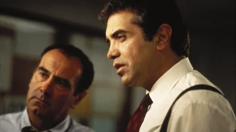 Shubhali Shaxslar Uzbek tilida 1995 O'zbekcha tarjima film Full HD skachat skrinshot 2