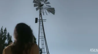 Halokatli o'yin / Qopqon / Tuzoq / Boshpana / Xavfsiz uy Uzbek tilida O'zbekcha 2023 yangi tarjima kino Full HD tas-ix skachat skrinshot 3