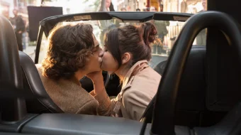 Дождливый день в Нью-Йорке 2019 Tas-ix skachat skrinshot 3