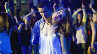 Samolardan balandda 1 / Tri metra nad urovnem neba 2010 Uzbek tilida kino HD skrinshot 1