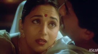 O'lim hukmi: Mrityu Dand / O'lim jazosi / Ayol kuchi Hind kino 1997 Uzbek tilida O'zbekcha tarjima kino Full HD tas-ix skachat skrinshot 4