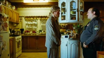 Bugoniya / Bugonia Premyera 2025 Uzbek tilida O'zbekcha tarjima kino Full HD tas-ix skachat skrinshot 4