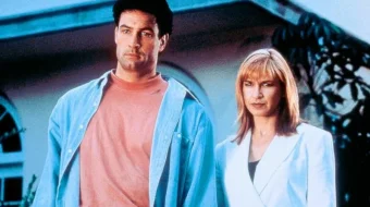 Qo'riqchi farishta Uzbek tilida 1994 O'zbekcha tarjima kino HD skrinshot 1