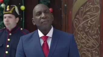 Shohona Bayram / Bayram tuhfasi Uzbek tilida 2015 O'zbekcha tarjima kino HD skrinshot 4