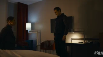 Million dollarlik talonchilik / Kuygan yer Germaniya filmi 2024 Uzbek tilida O'zbekcha tarjima kino Full HD tas-ix skachat skrinshot 2