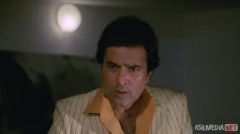 Bebaho sovg'a / Erimning xiyonati 4 Hind kino 1987 Uzbek tilida O'zbekcha tarjima kino Full HD tas-ix skachat skrinshot 1