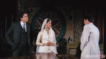 Bebaho sovg'a / Erimning xiyonati 4 Hind kino 1987 Uzbek tilida O'zbekcha tarjima kino Full HD tas-ix skachat skrinshot 3