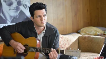 Rok-n-roll qiroli / Rok-n rollchilar / Egizaklar 2014 Uzbek tilida O'zbekcha tarjima kino Full HD tas-ix skachat skrinshot 2