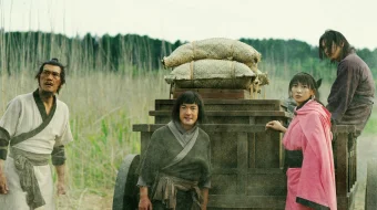 Qirollik 3: Taqdir alangasi Uzbek tilida 2023 O'zbekcha tarjima kino HD skrinshot 3