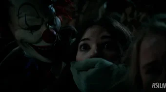 Makkajo'xori dalasidagi masxaraboz / Makkapoyagi masqaraboz Premyera 2025 Uzbek tilida O'zbekcha tarjima kino Full HD tas-ix skachat skrinshot 3