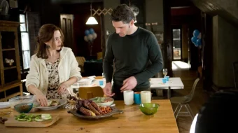 Vaqtlar aro sayohatchi Uzbek tilida 2008 O'zbekcha tarjima film Full HD skachat skrinshot 1