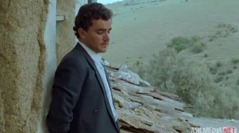 Zaytunzor oralab / Zaytun mevazori bo'ylab Eron filmi 1994 Uzbek tilida O'zbekcha tarjima kino Full HD tas-ix skachat skrinshot 4