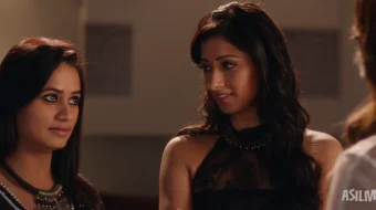 Yolg'iz / Arvoh ayol yolg'izlikda 2015 Uzbek tilida O'zbekcha tarjima kino Full HD tas-ix skachat skrinshot 3