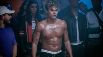 Mening Aybim : London 2025 Premyera Uzbek tilida O'zbekcha tarjima kino Full HD tas-ix skachat skrinshot 3