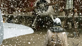 Moviy qaldirg'och Uzbek tilida 2005 O'zbekcha tarjima film Full HD skachat skrinshot 2