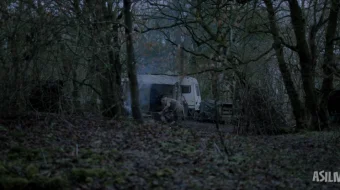 10 yil / O'n yil Britaniya filmi Uzbek tilida O'zbekcha 2024 tarjima kino Full HD tas-ix skachat skrinshot 1