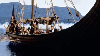 O'n uchinchi jangchi / 13-askar Uzbek tilida 1999 O'zbekcha tarjima film Full HD skachat skrinshot 1