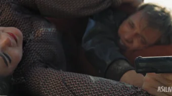 Urush soyasi / Urush tumani Premyera Uzbek tilida O'zbekcha 2024 tarjima kino Full HD tas-ix skachat skrinshot 3