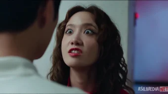 Yoqimtoy iblis / Quvnoq telba qiz / Iblis qiz 2025 Uzbek tilida O'zbekcha tarjima kino Full HD tas-ix skachat skrinshot 4