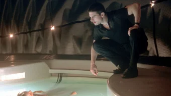 Muhim qaror / O'zgacha fikr Uzbek tilida 2002 O'zbekcha tarjima film Full HD skachat skrinshot 4