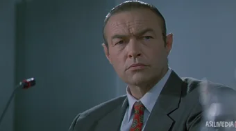 Men kimman Jeki chan kinosi Uzbek tilida O'zbekcha tarjima HD skachat skrinshot 2