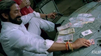 Uchta karta / 3 ta kartalar / Nafsiga qul kimsalar Hind kino 2010 Uzbek tilida O'zbekcha tarjima kino Full HD tas-ix skachat skrinshot 3