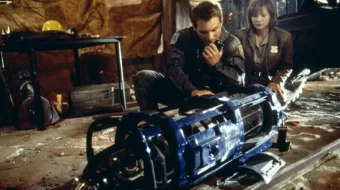 Singan o'q Uzbek tilida 1996 O'zbekcha tarjima film Full HD skachat skrinshot 4