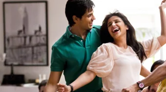 Tabassum va Muhabbat O'zbek tilida 2014 Uzbekcha tarjima / Она улыбается, она в западне / Hasee Toh Phasee / Tas-IX skachat skrinshot 1