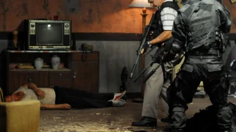 Reyd 1 / Raid / Red / Reyt Uzbek tilida 2011 O'zbekcha tarjima kino HD skrinshot 4