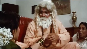 Ikki sevgi lahzasi / Ajrashgan er-xotin Hind kino 1986 Uzbek tilida O'zbekcha tarjima kino Full HD tas-ix skachat skrinshot 2