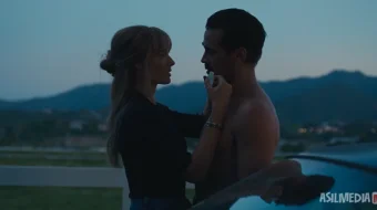 Katta jo'shqin va go'zal sayohat 2025 Uzbek tilida O'zbekcha tarjima kino Full HD tas-ix skachat skrinshot 2