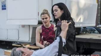 Jessika Jons / Jessica Jones Marvel seriali Barcha qismlar 2015 Uzbek tilida O'zbekcha tarjima kino Full HD tas-ix skachat skrinshot 3