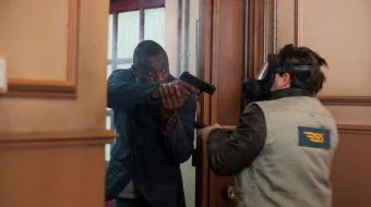 Jinoyat Izidan / Jinoyatchilar / Basteliya kuni Uzbek tilida 2016 O'zbekcha tarjima kino HD skrinshot 1